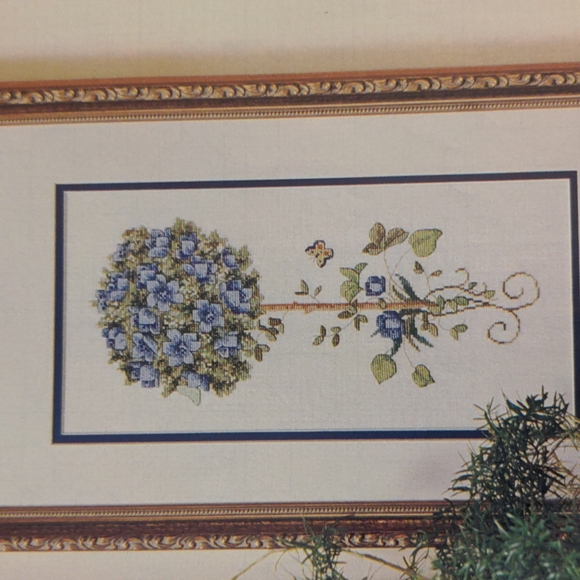 Just CrossStitch Magazine June 1997 - Picture 8 of 14